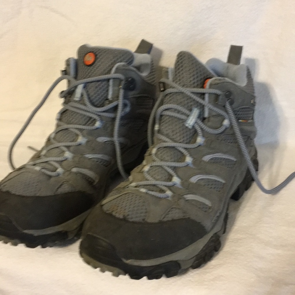 Women’s Merrill Moab Hiking Boots